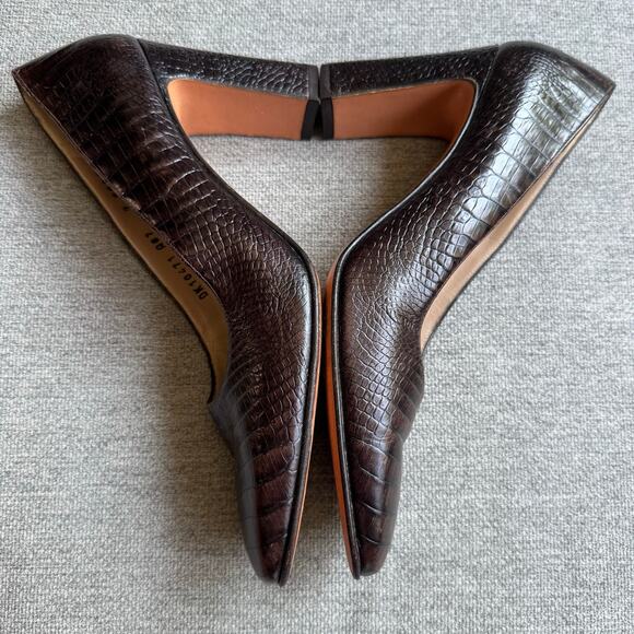 Salvatore Ferragamo Heels Embossed Leather Pumps Round Toes Brown Slip-on Sz A7 - Picture 7 of 13
